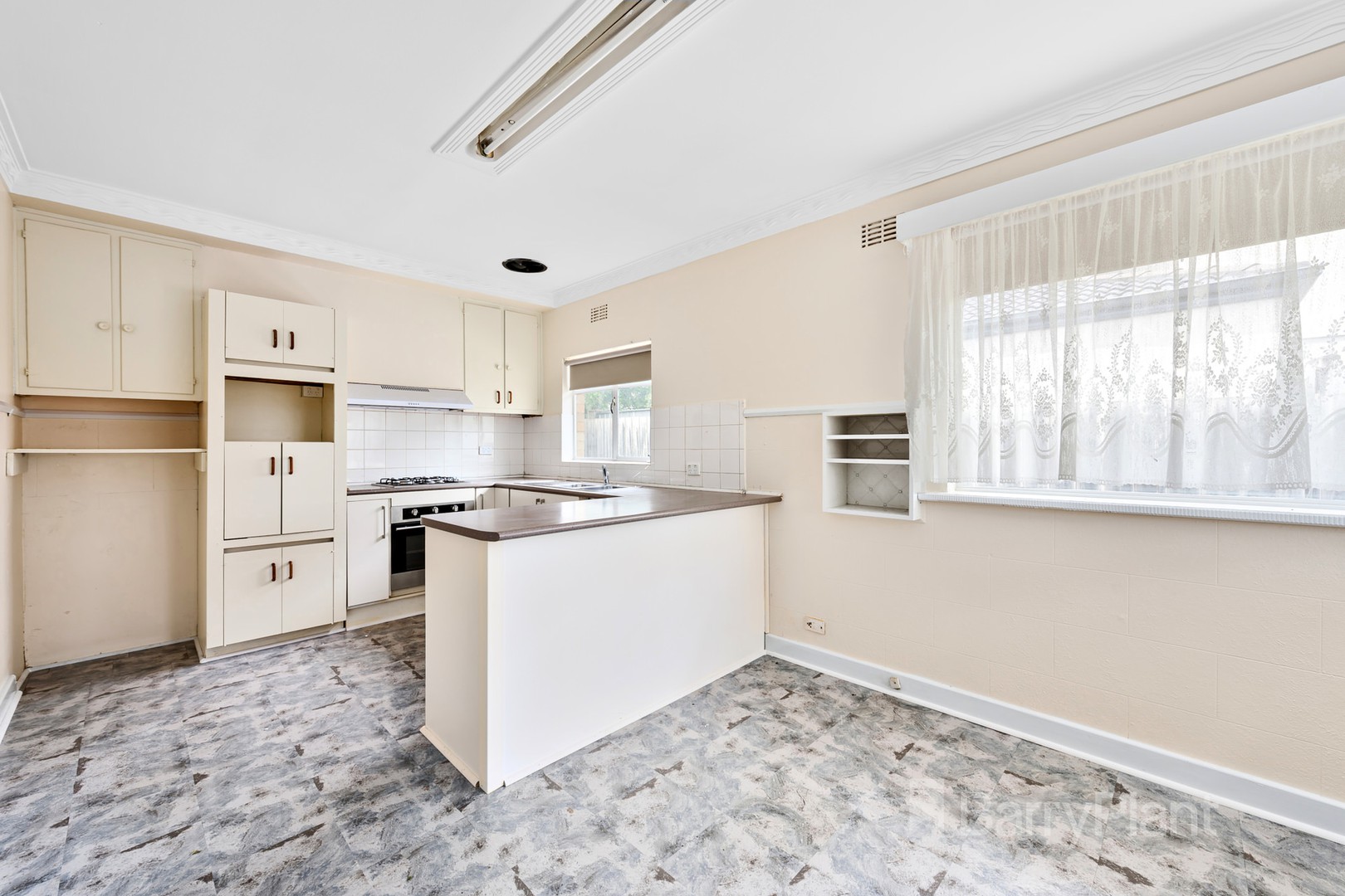 33 Dunblane Road, Noble Park, VIC 3174, Noble Park - Thumbnail 4