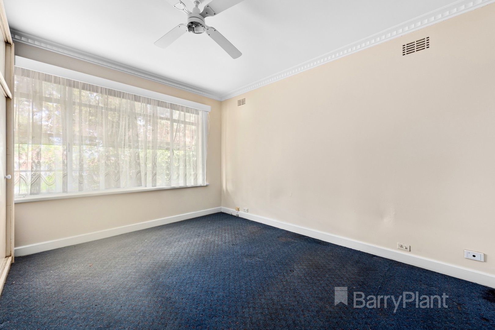 33 Dunblane Road, Noble Park, VIC 3174, Noble Park - Thumbnail 6