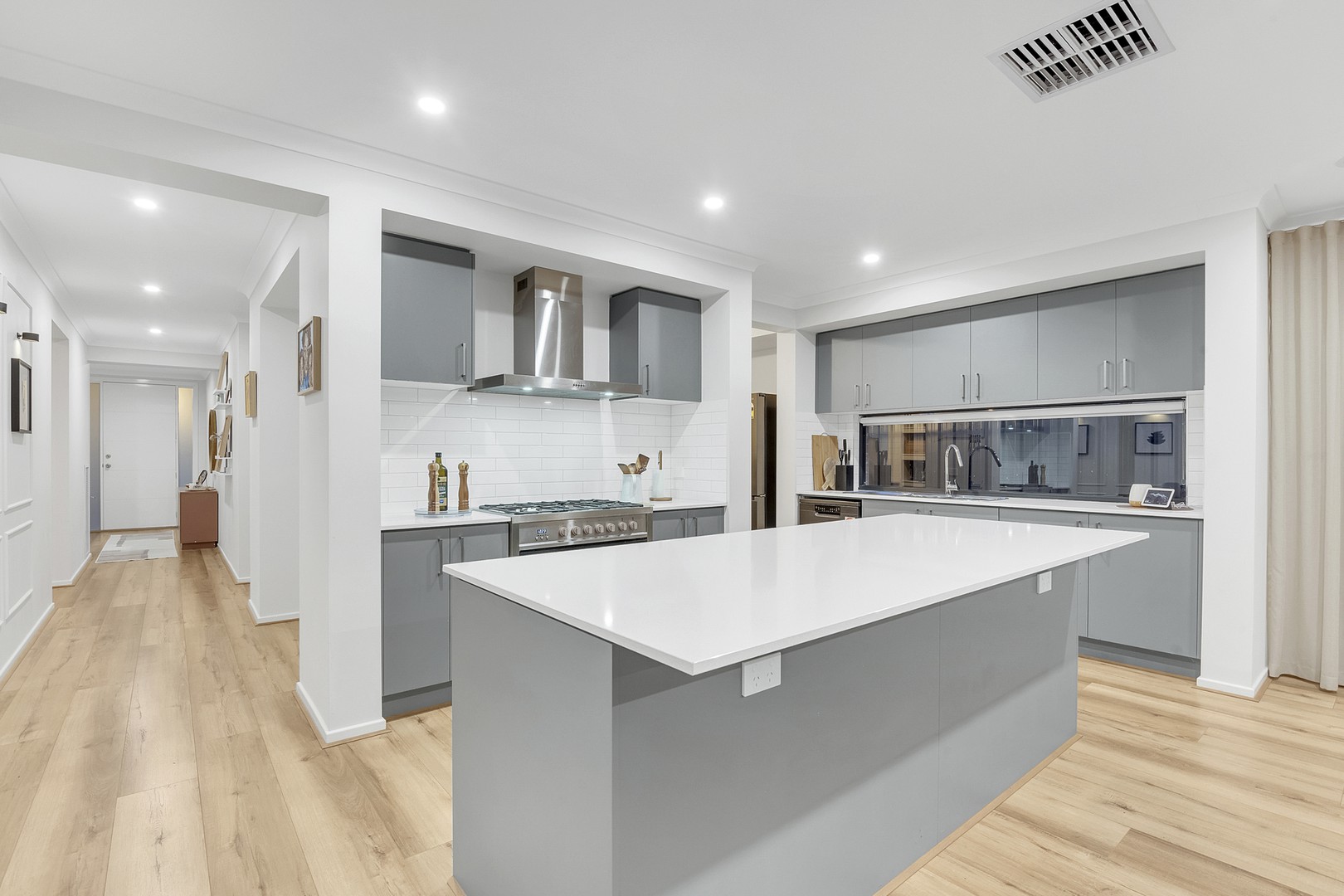 33 Edgedell Avenue, Kalkallo, VIC 3064, Kalkallo - Thumbnail 3
