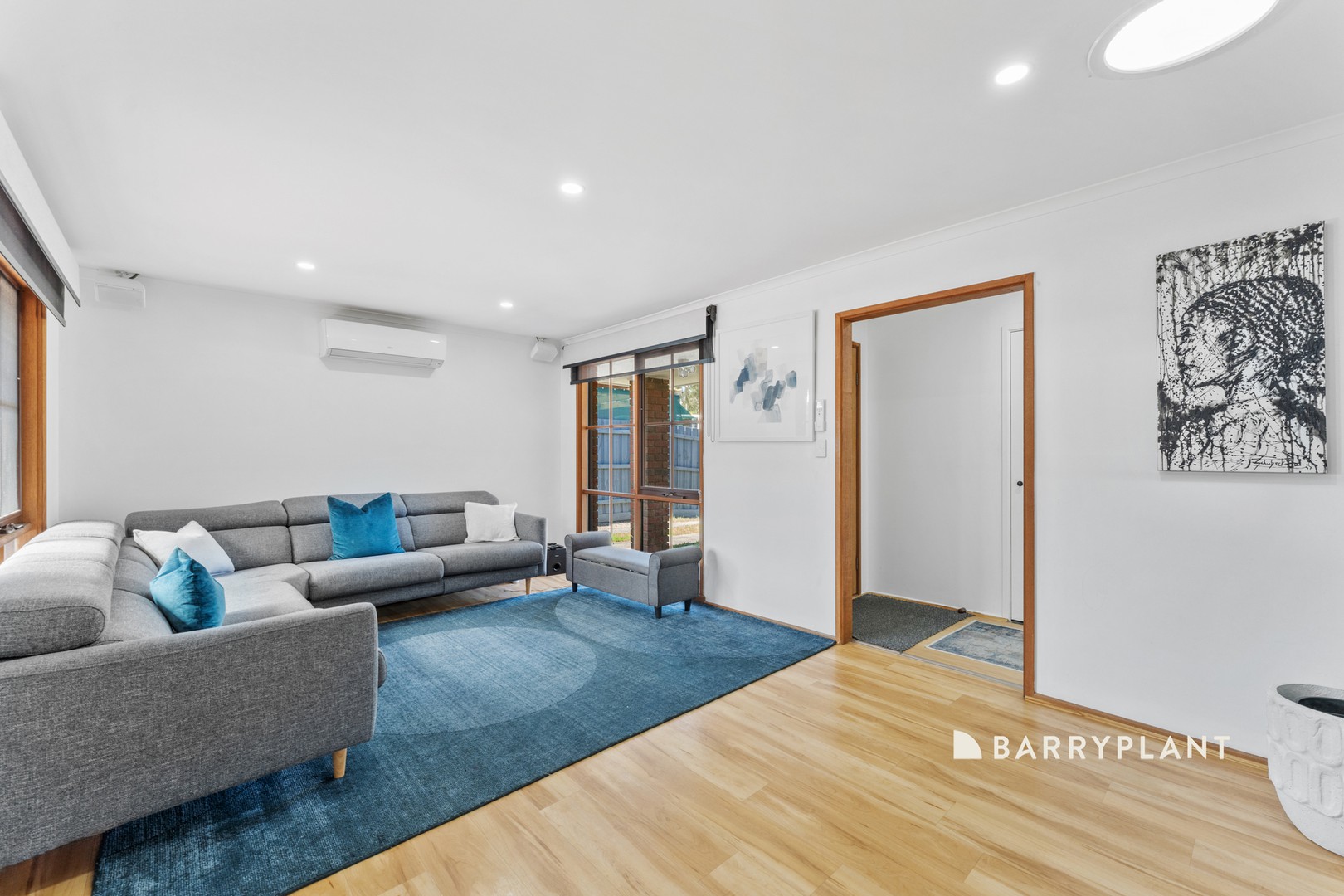 33 Eliza Street, Cranbourne North, VIC 3977, Cranbourne North - Thumbnail 2
