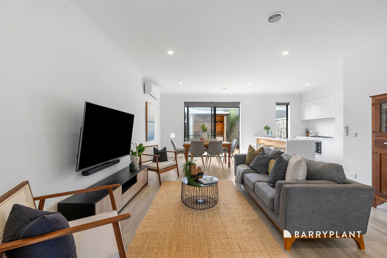 33 Emery Avenue, Doreen, VIC 3754, Doreen - Thumbnail 6