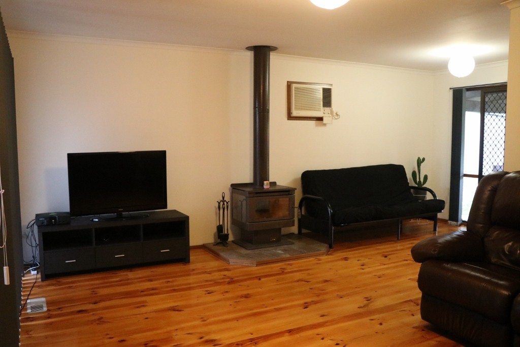 33 Eyebright Square, Hallam, VIC 3803 - Thumbnail 2 - 21/10/2021