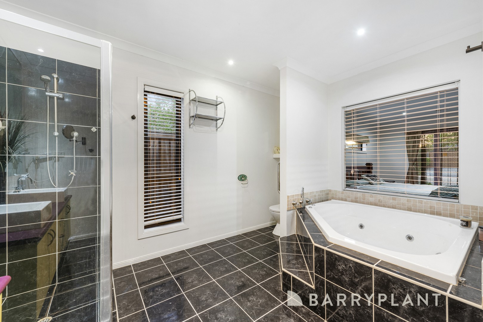 33 Fairview Parade, Tarneit, VIC 3029, Tarneit - Thumbnail 7