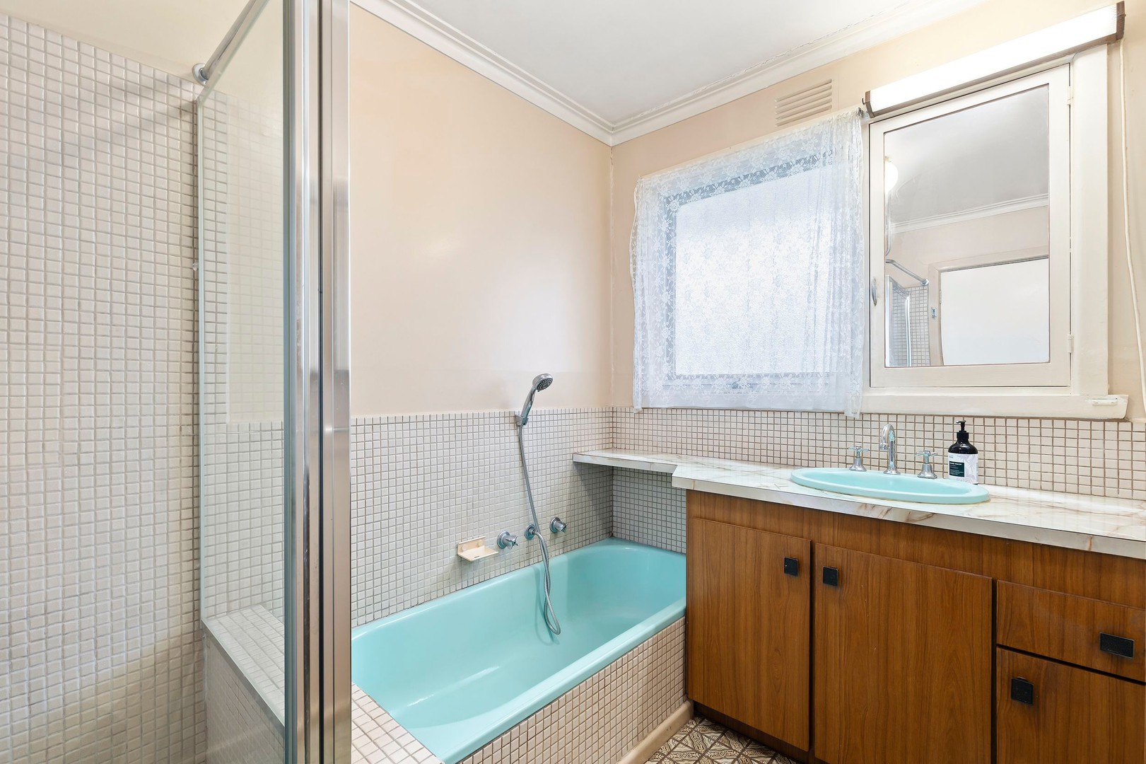 33 Fawkner Crescent, Keilor East, VIC 3033, Keilor East - Thumbnail 5