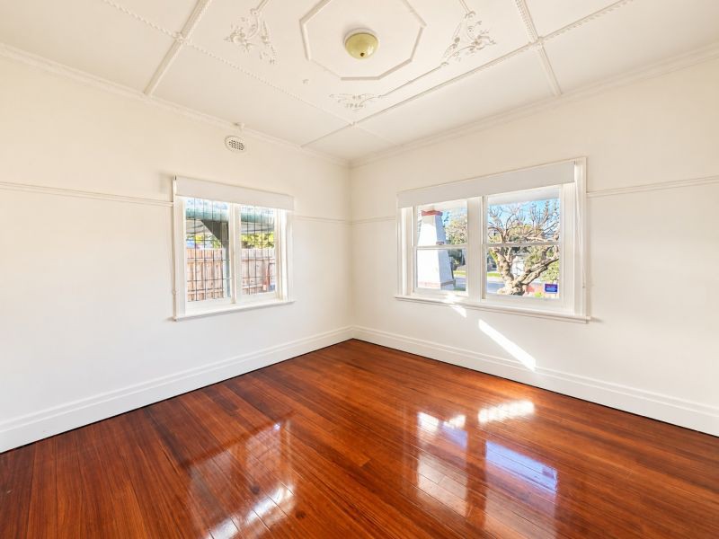 33 Florence St, Mentone, VIC 3194 - Thumbnail 1 - 21/09/2026