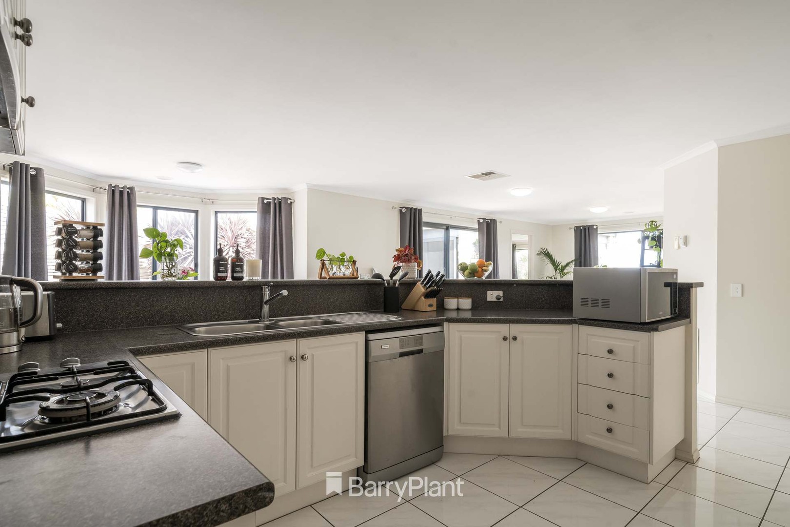 33 Fogarty AvenueHighton, VIC 3216  - Leased, Highton - Thumbnail 5