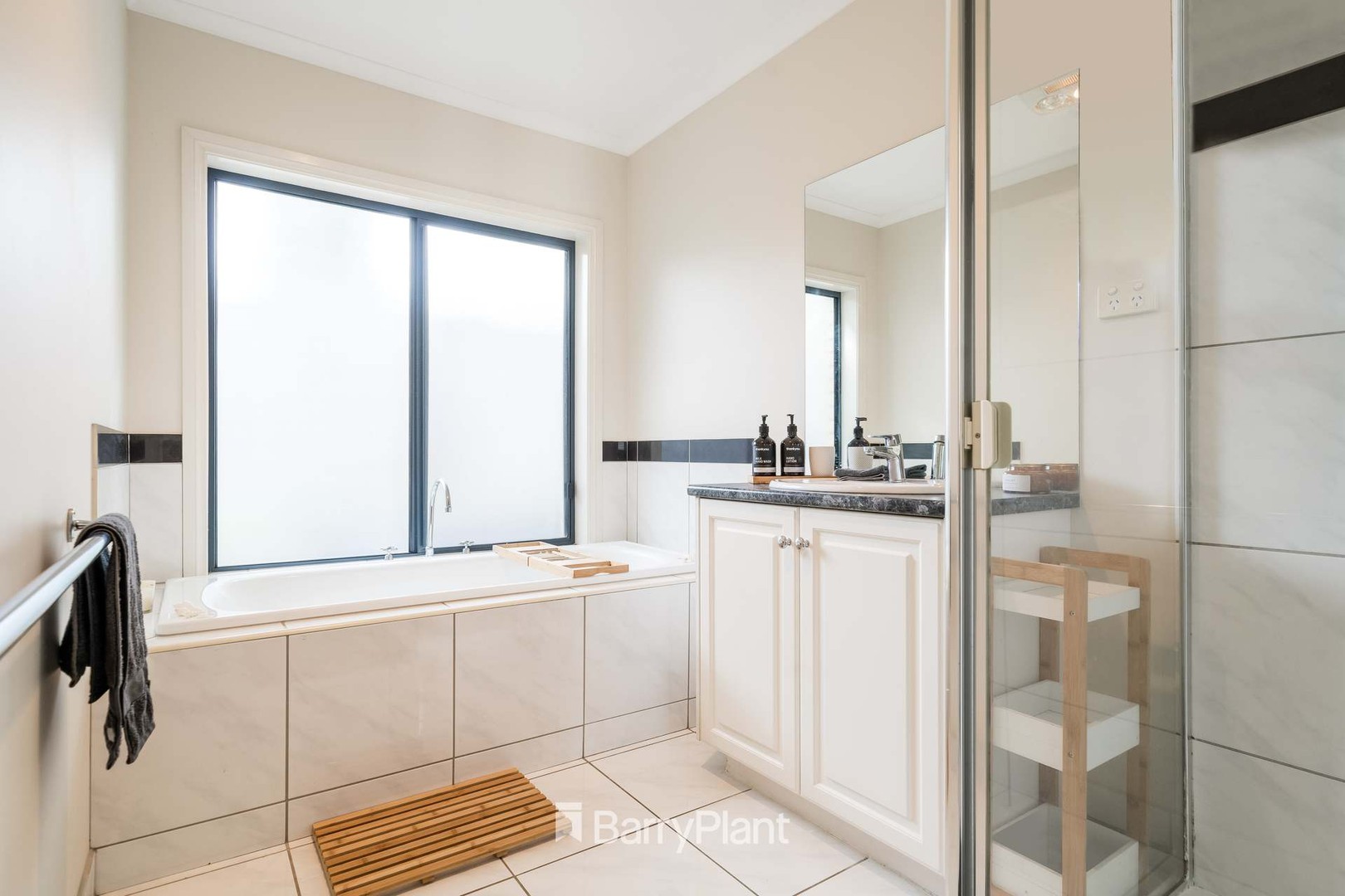 33 Fogarty AvenueHighton, VIC 3216  - Leased, Highton - Thumbnail 8