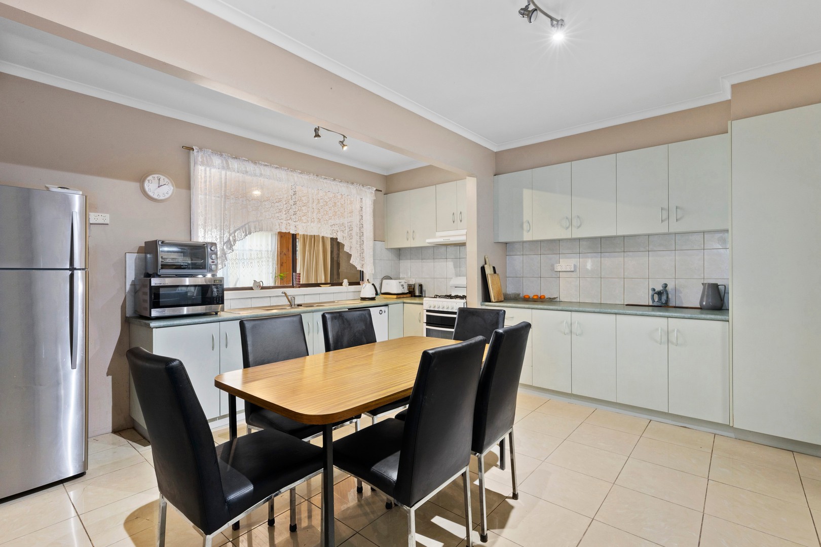 33 Georgia Grove, Corio, VIC 3214 - Thumbnail 2 - 30/07/2026