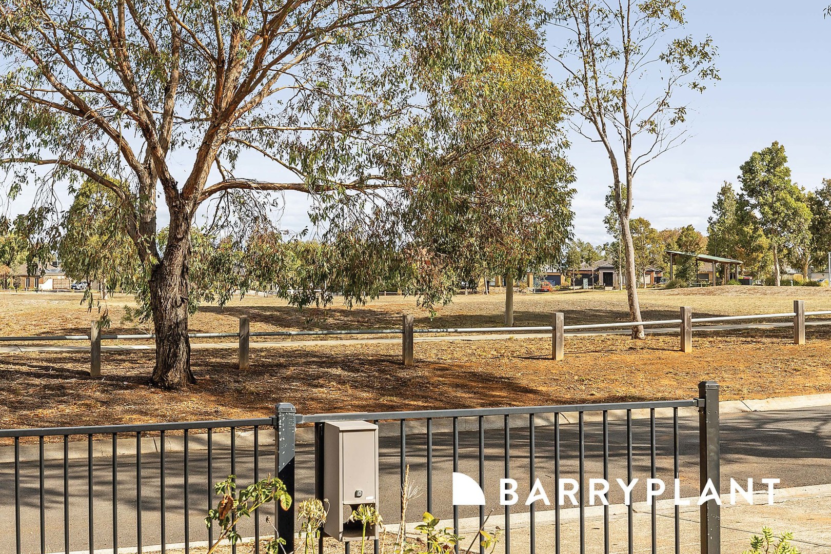 33 Glencoe Street, Kurunjang, VIC 3337, Kurunjang - Thumbnail 4