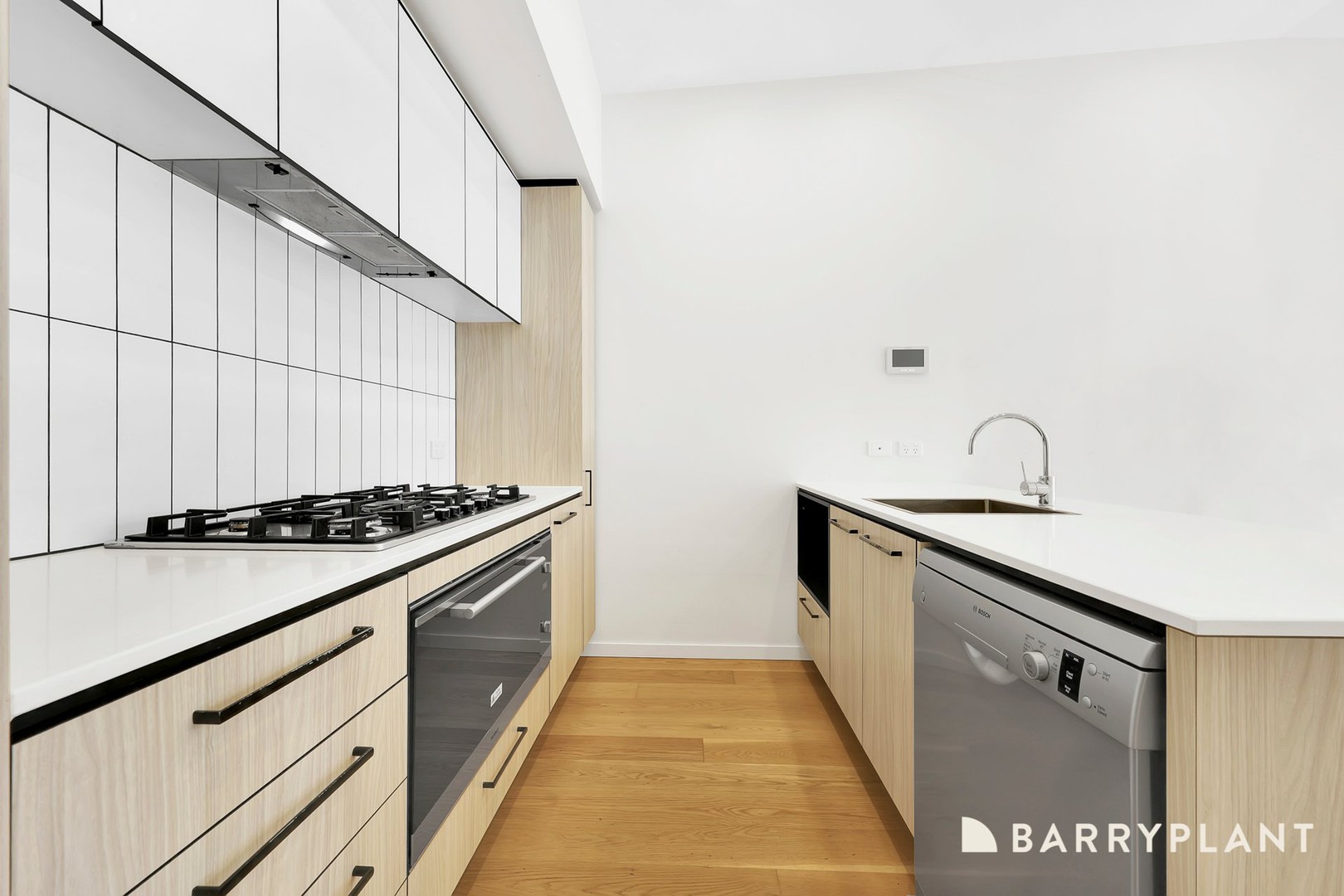 33 Gorman Drive, Mill Park, VIC 3082 - Thumbnail 1 - 14/10/2026