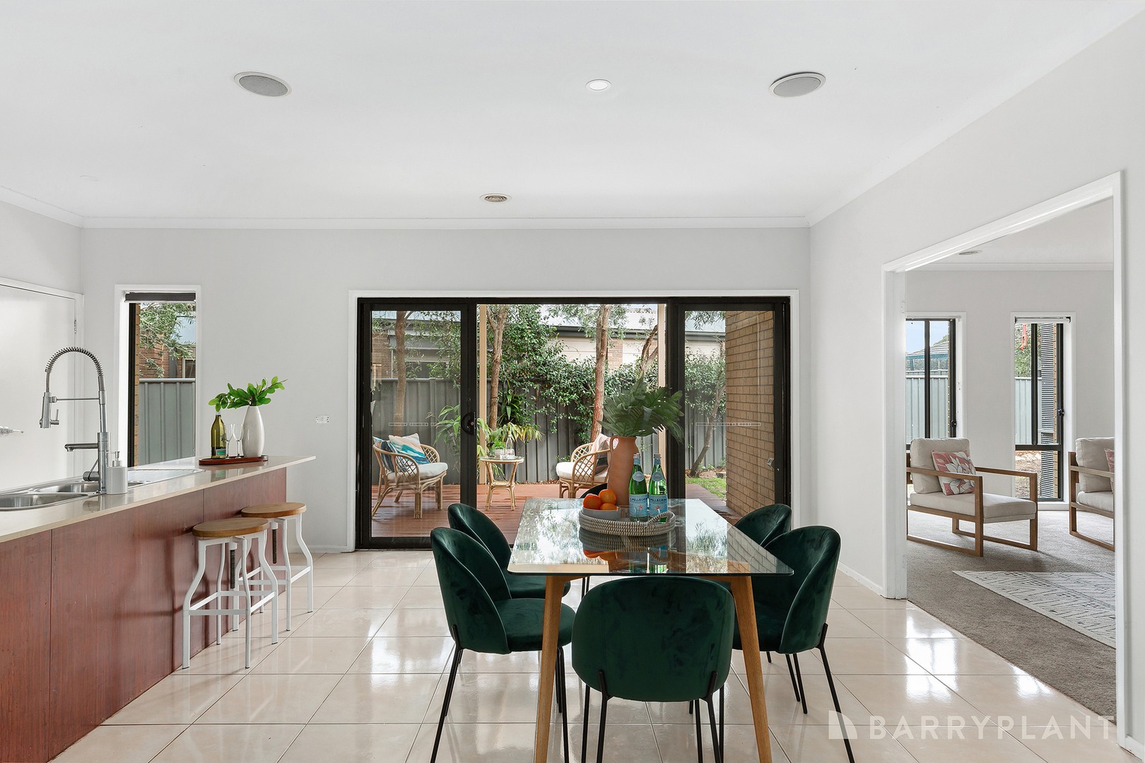 33 Greig Drive, Mernda, VIC 3754, Mernda - Thumbnail 3