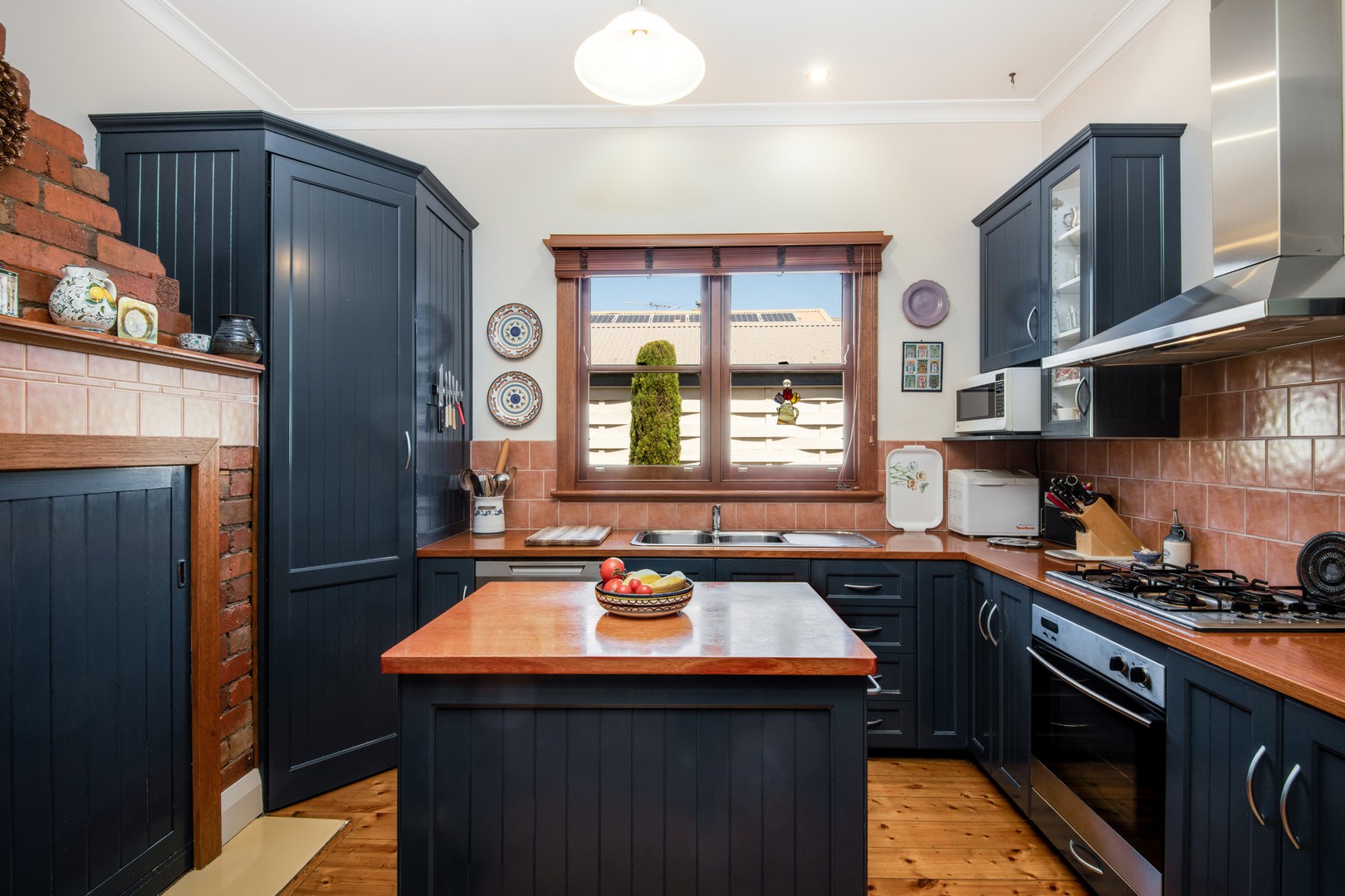 33 Guthrie Avenue, North Geelong, VIC 3215 - Thumbnail 2 - 21/02/2022