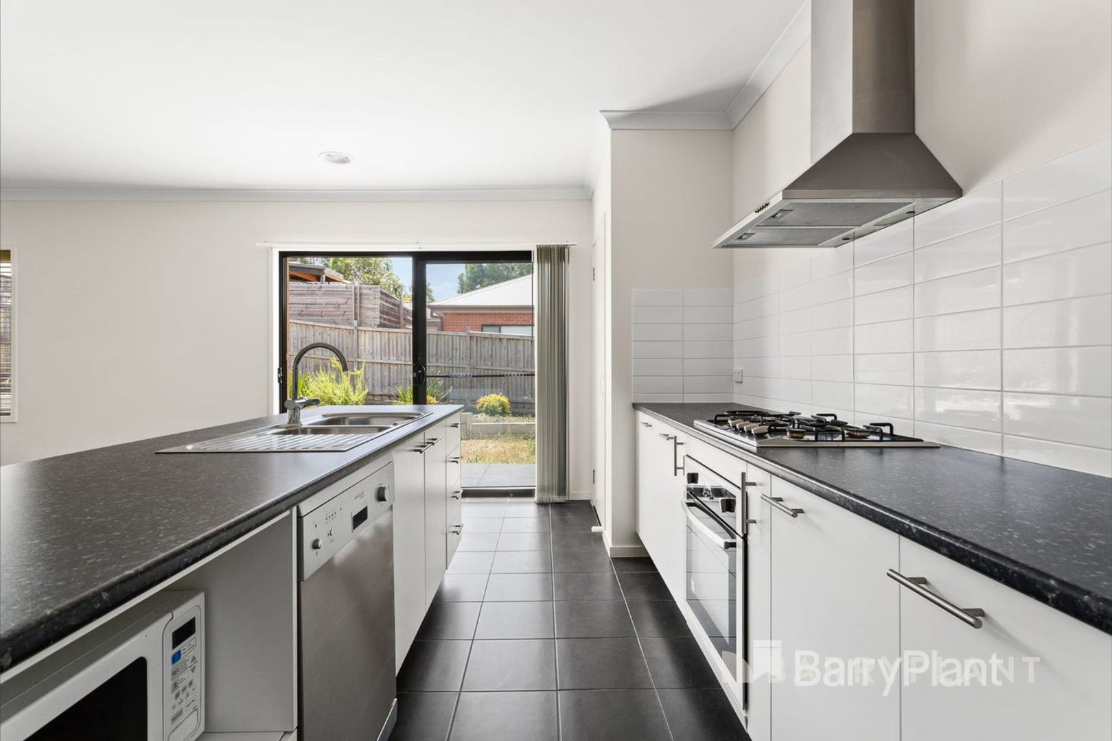33 Gyrfalcon Way, Doreen, VIC 3754 - Thumbnail 2 - 16/09/2026