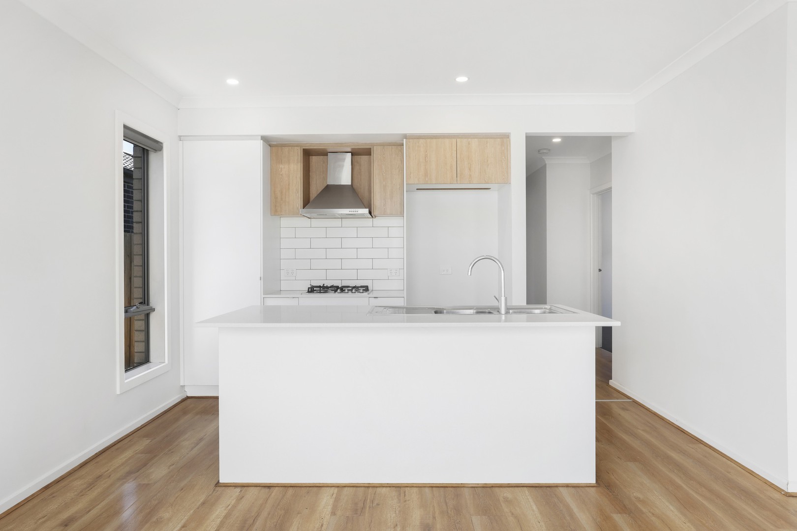 33 Harlem Circuit, Point Cook, VIC 3030 - Thumbnail 2 - 19/03/2025