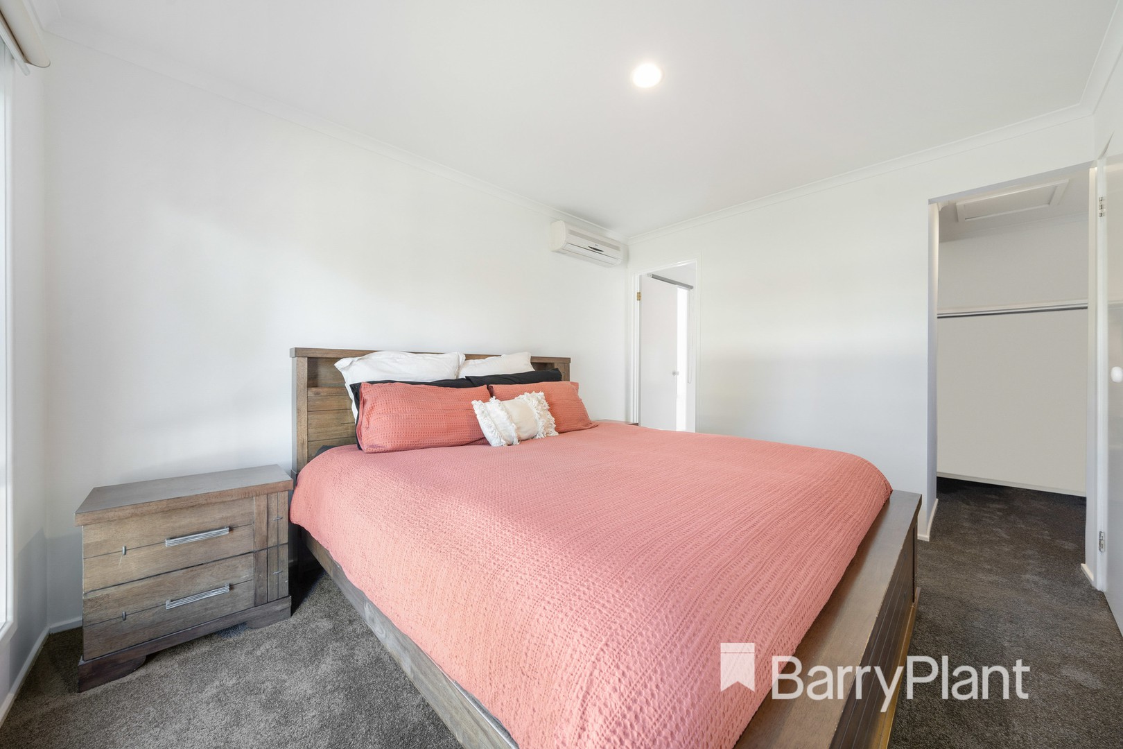 33 Harvest Way, Werribee, VIC 3030, Werribee - Thumbnail 4