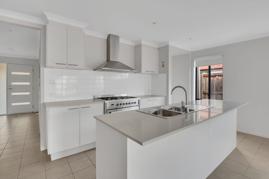 33 Hehr Street, Doreen, VIC 3754 - Thumbnail 1 - 03/07/2026