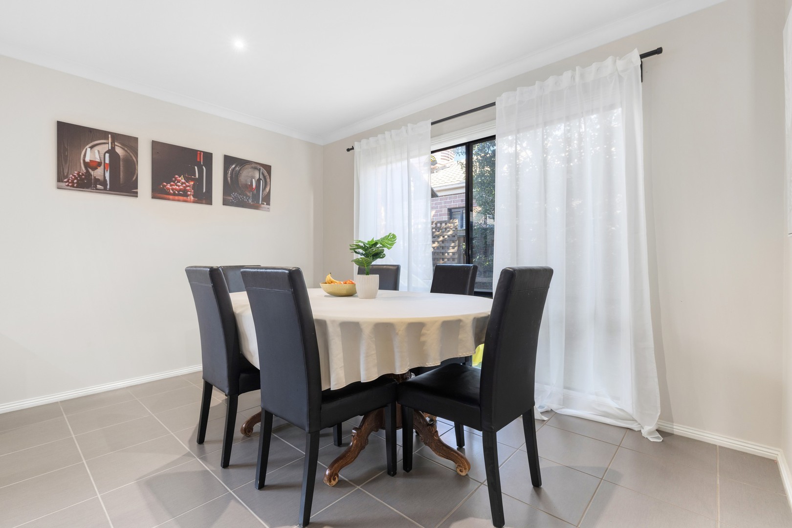 33 Hibiscus Crescent, Point Cook, VIC 3030, Point Cook - Thumbnail 8