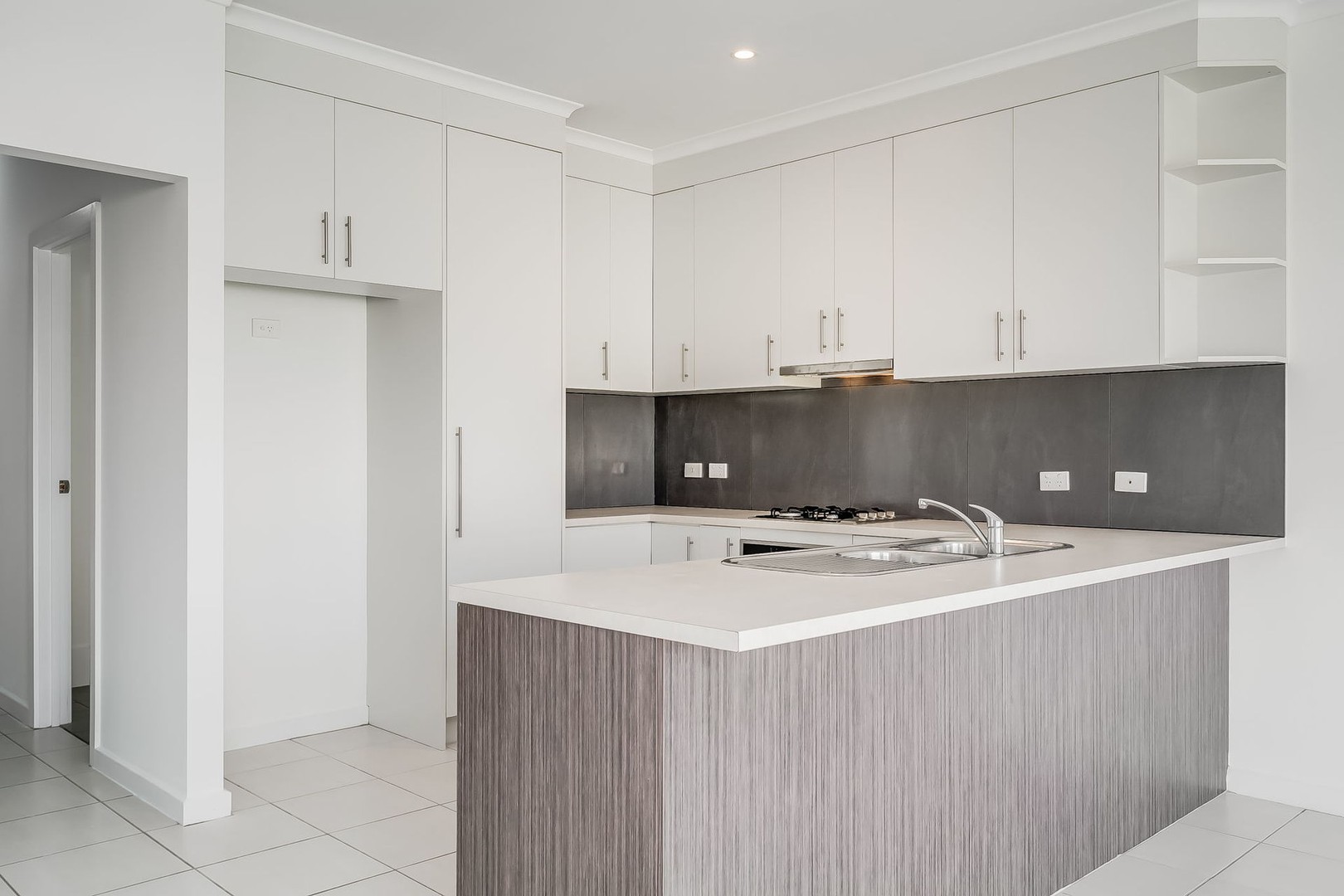 33 Holbrooks RoadFlinders Park, sa 5025  - Leased, Flinders Park - Thumbnail 3