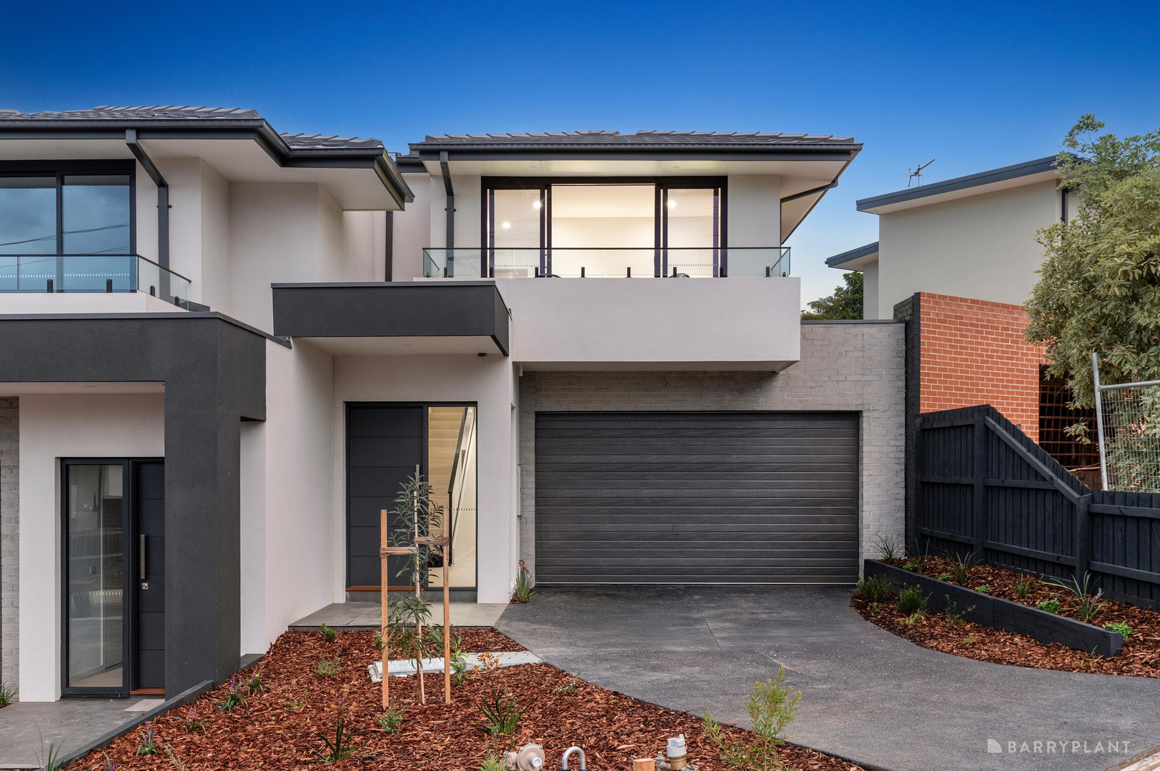 33 Kenneth Street, Bulleen, VIC 3105 - Thumbnail 2 - 27/02/2026