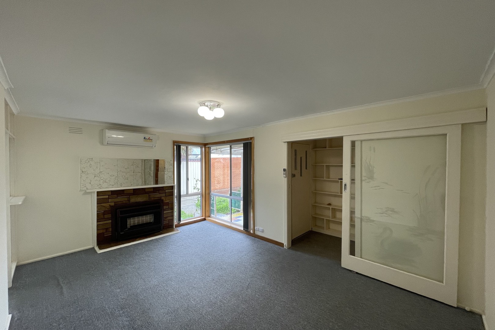 33 Kilmore Crescent, Dallas, VIC 3047 - Thumbnail 2 - 12/11/2021