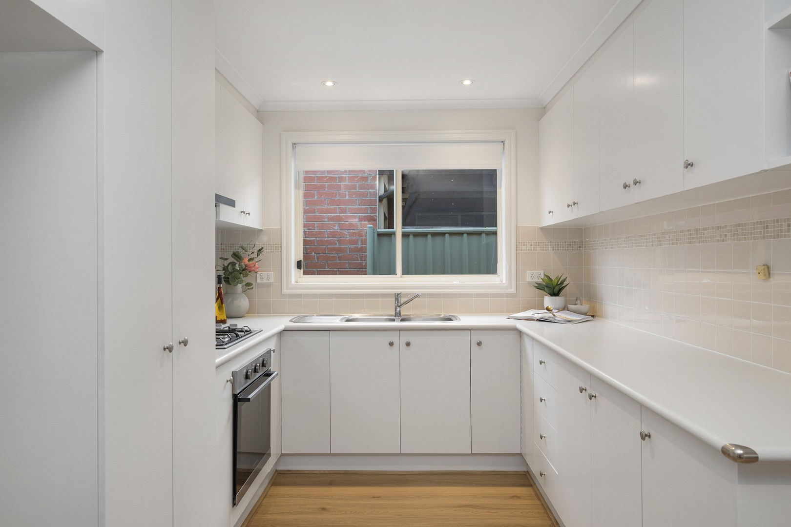 33 Kyneton Circuit, Caroline Springs, VIC 3023, Caroline Springs - Thumbnail 6