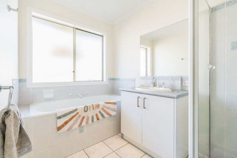 33 Laguna Pl, Grovedale, VIC 3216, Grovedale - Thumbnail 7