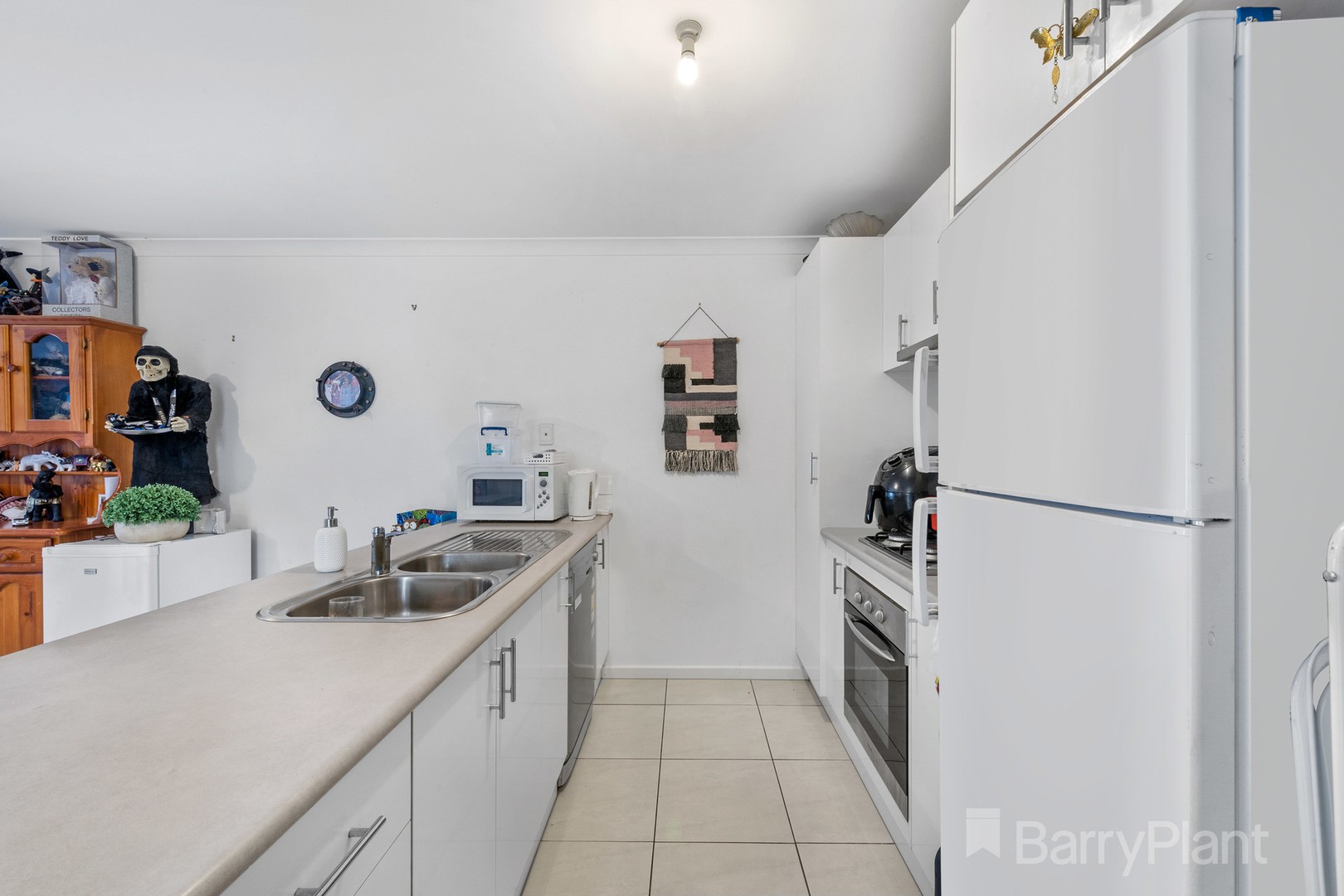 33 Lakewood Boulevard, Melton, VIC 3337, Melton - Thumbnail 8