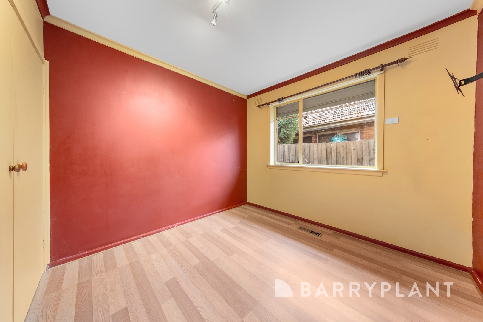 33 Leslie Street, St Albans, VIC 3021, St Albans - Thumbnail 2