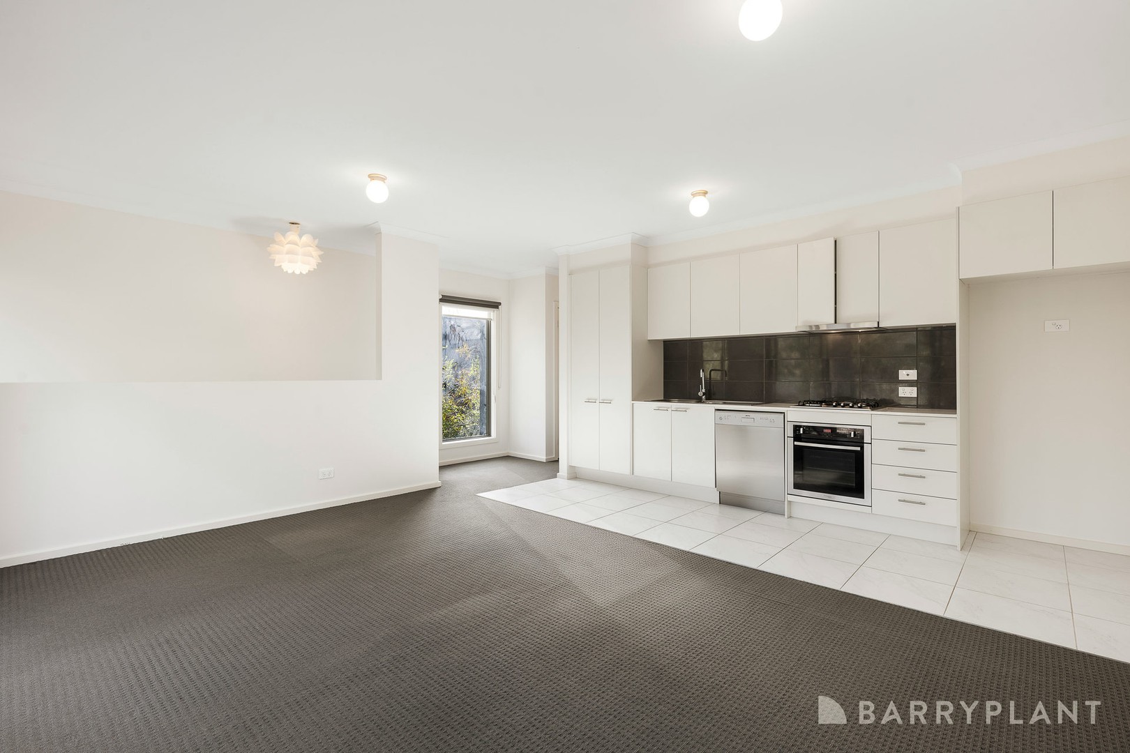 33 Lithgow Way, Mooroolbark, VIC 3138, Mooroolbark - Thumbnail 4