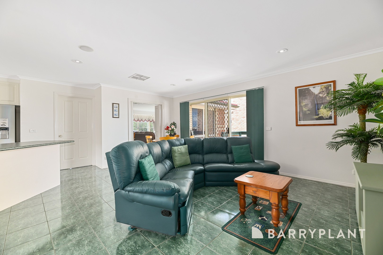 33 Lodge Crescent, Berwick, VIC 3806, Berwick - Thumbnail 6