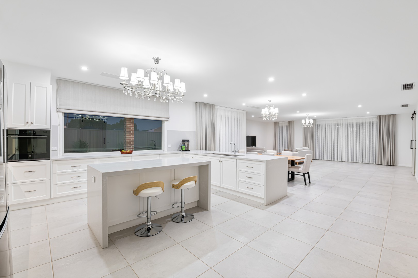 33 Luckymack Way, Mildura, VIC 3500 - Thumbnail 2 - 20/02/2026