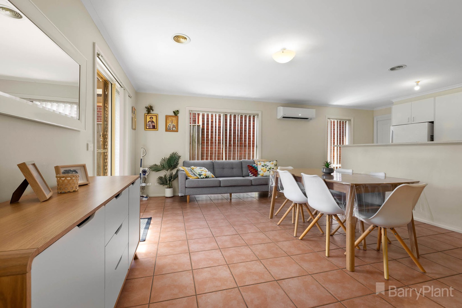 33 Lydia Mary Drive, Berwick, VIC 3806, Berwick - Thumbnail 4