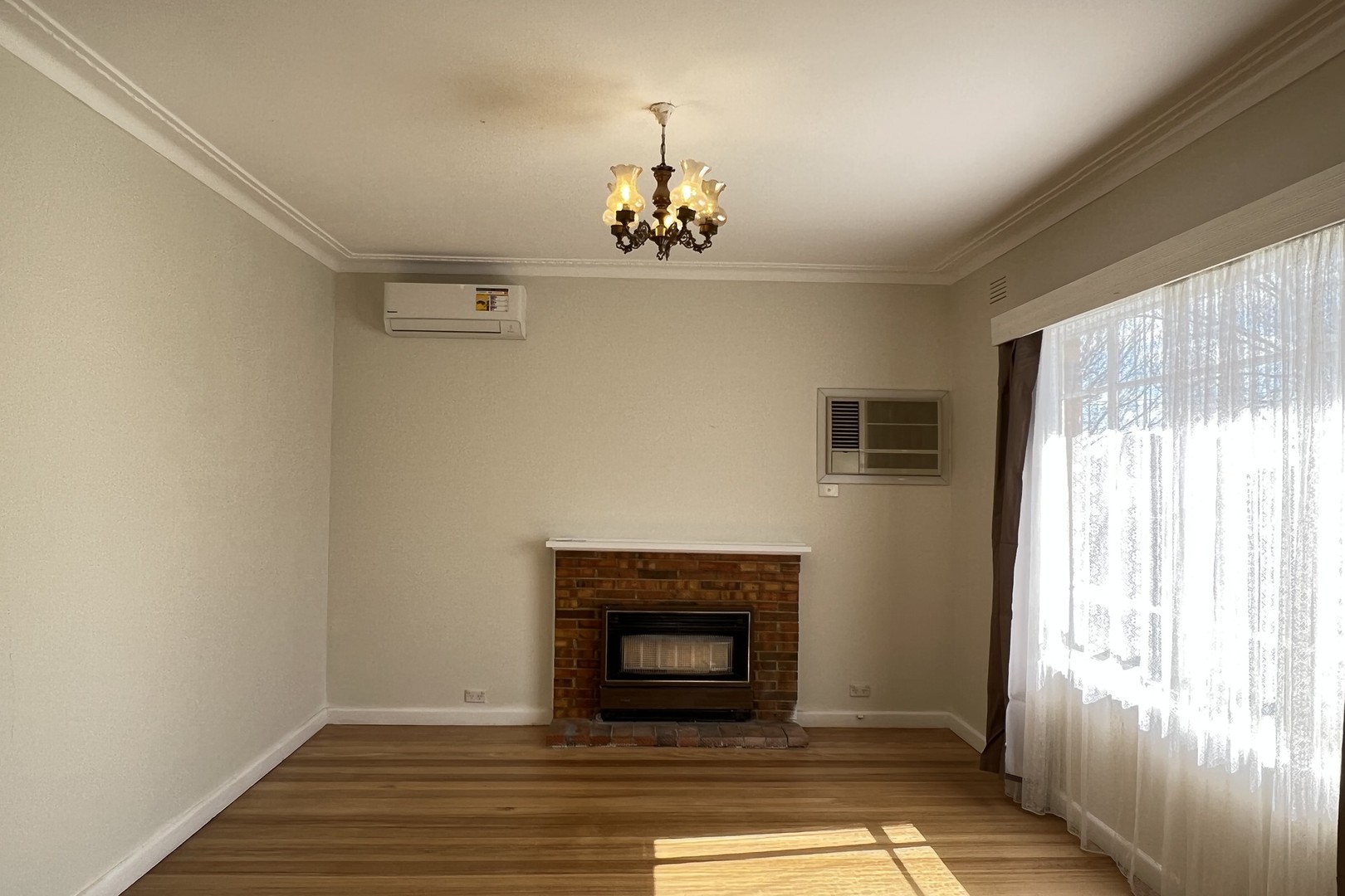 33 Main Street, Thomastown, VIC 3074, Thomastown - Thumbnail 2