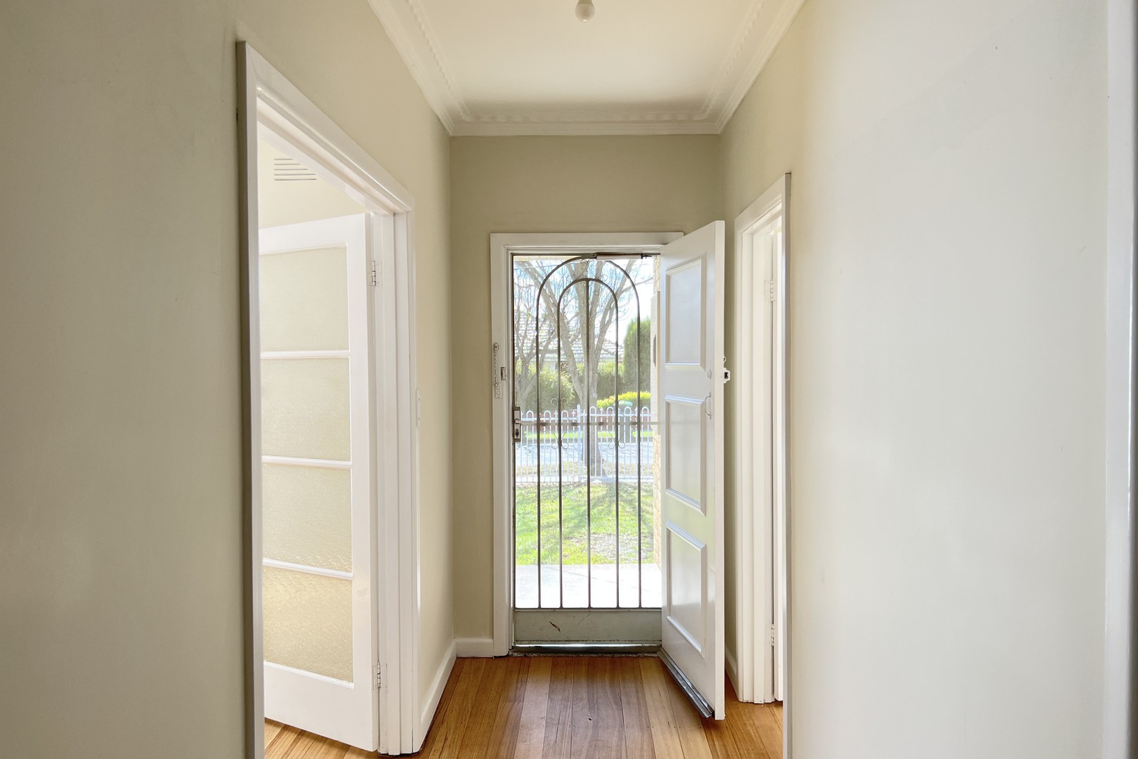 33 Main Street, Thomastown, VIC 3074, Thomastown - Thumbnail 3