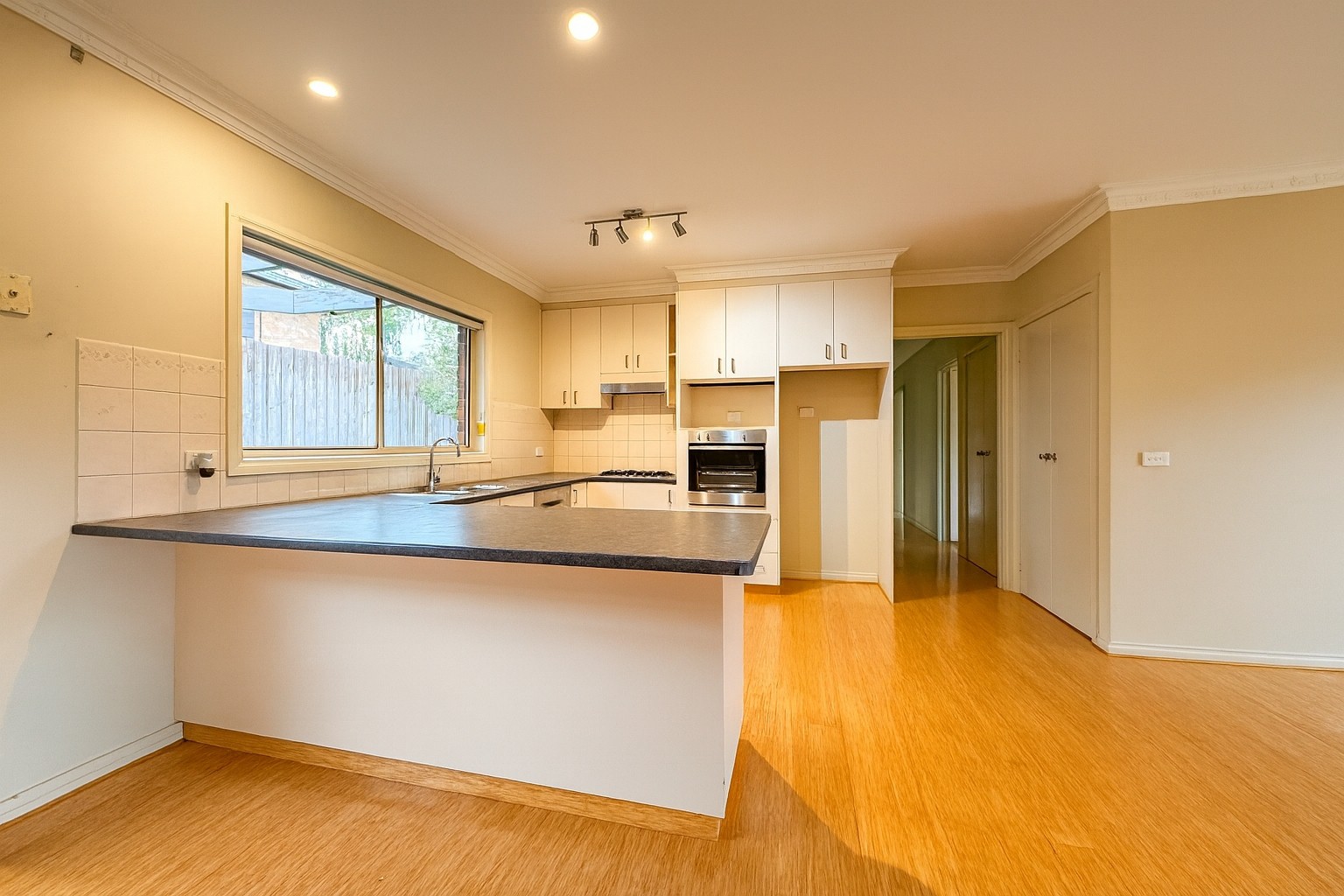 33 Margaret Street, Warragul, VIC 3820, Warragul - Thumbnail 4