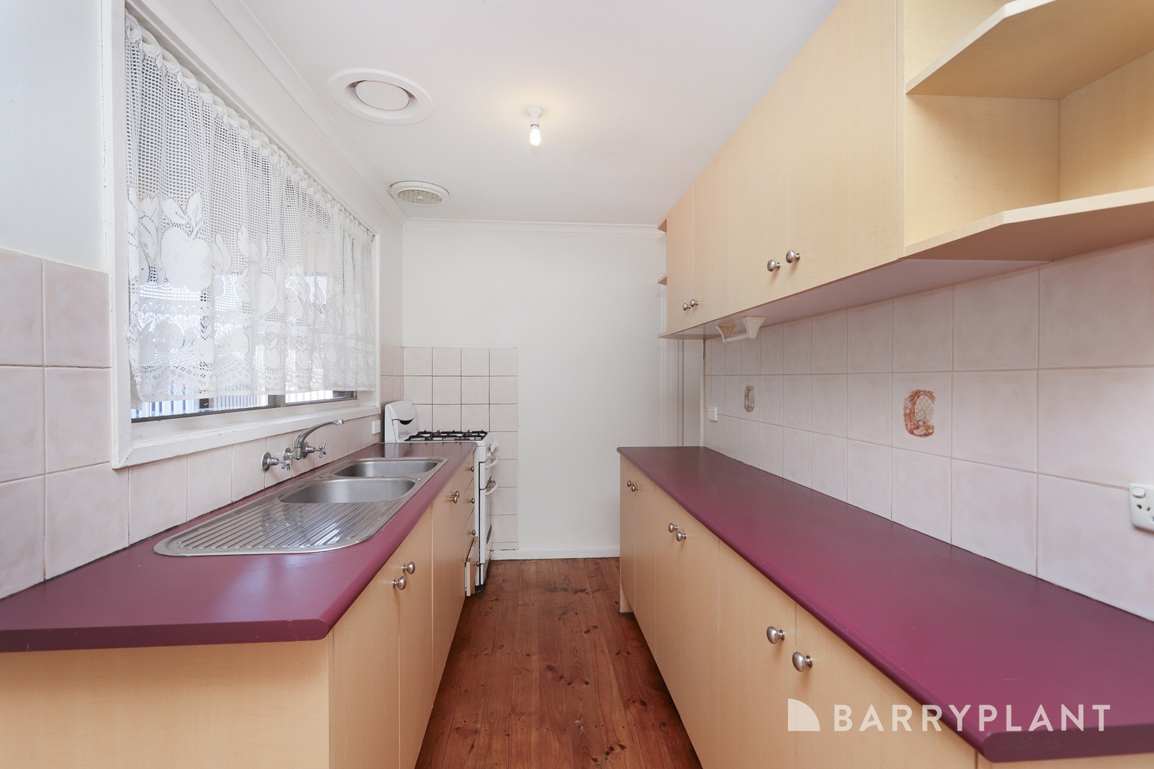 33 McCoubrie Street, Sunshine West, VIC 3020, Sunshine West - Thumbnail 6