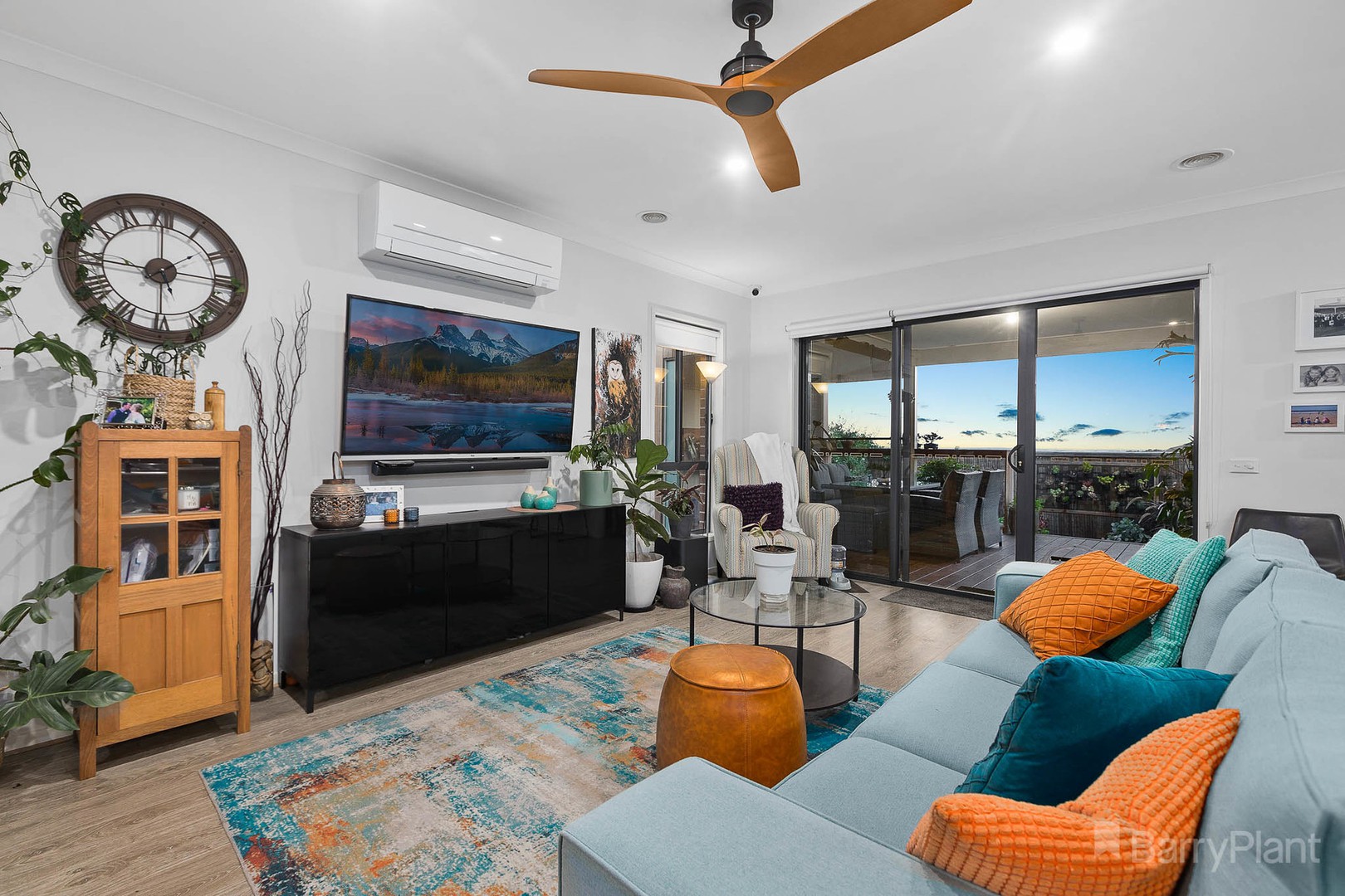33 Meadowlea Crescent, Pakenham, VIC 3810, Pakenham - Thumbnail 4