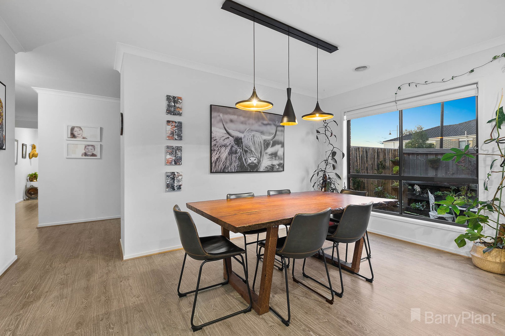 33 Meadowlea Crescent, Pakenham, VIC 3810, Pakenham - Thumbnail 5