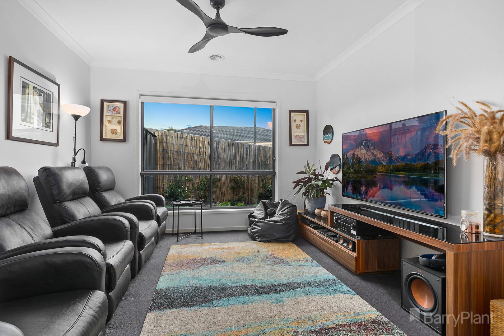 33 Meadowlea Crescent, Pakenham, VIC 3810, Pakenham - Thumbnail 6