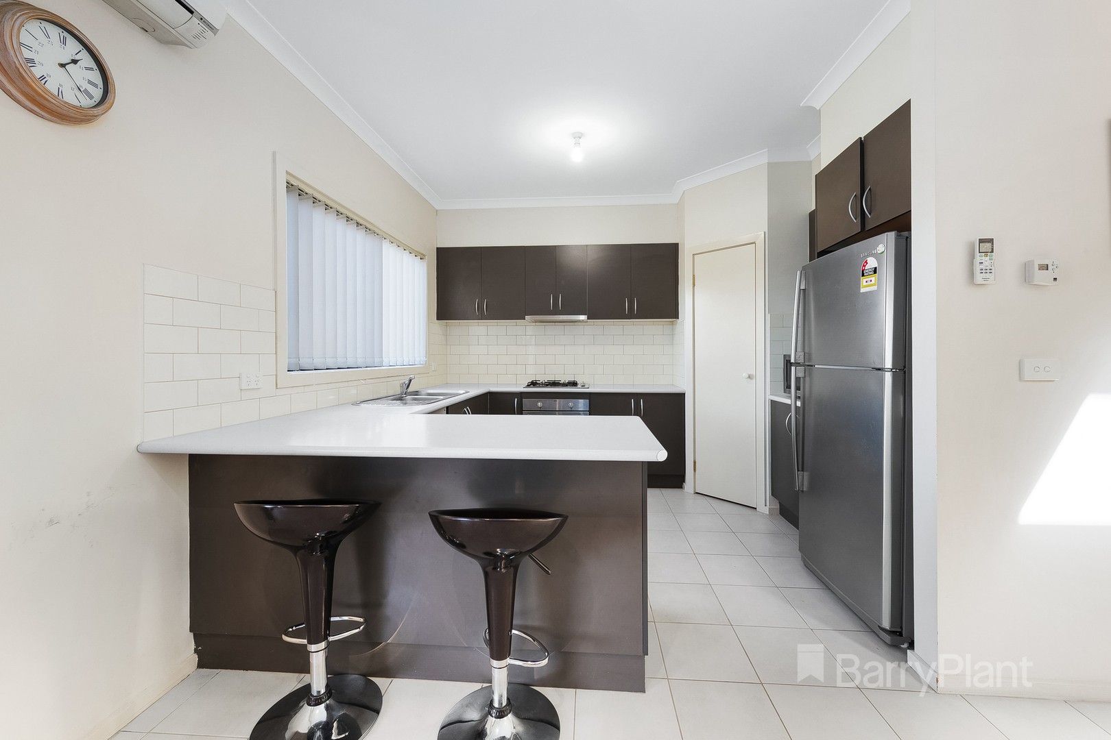 33 Menzies Drive, Burnside Heights, VIC 3023, Burnside Heights - Thumbnail 2