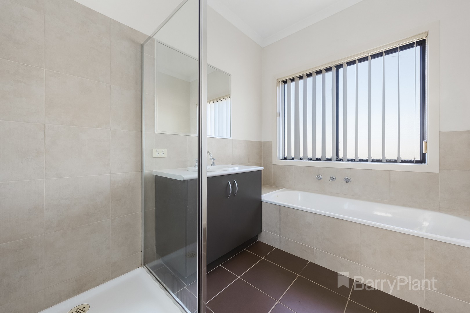 33 Menzies Drive, Burnside Heights, VIC 3023, Burnside Heights - Thumbnail 6