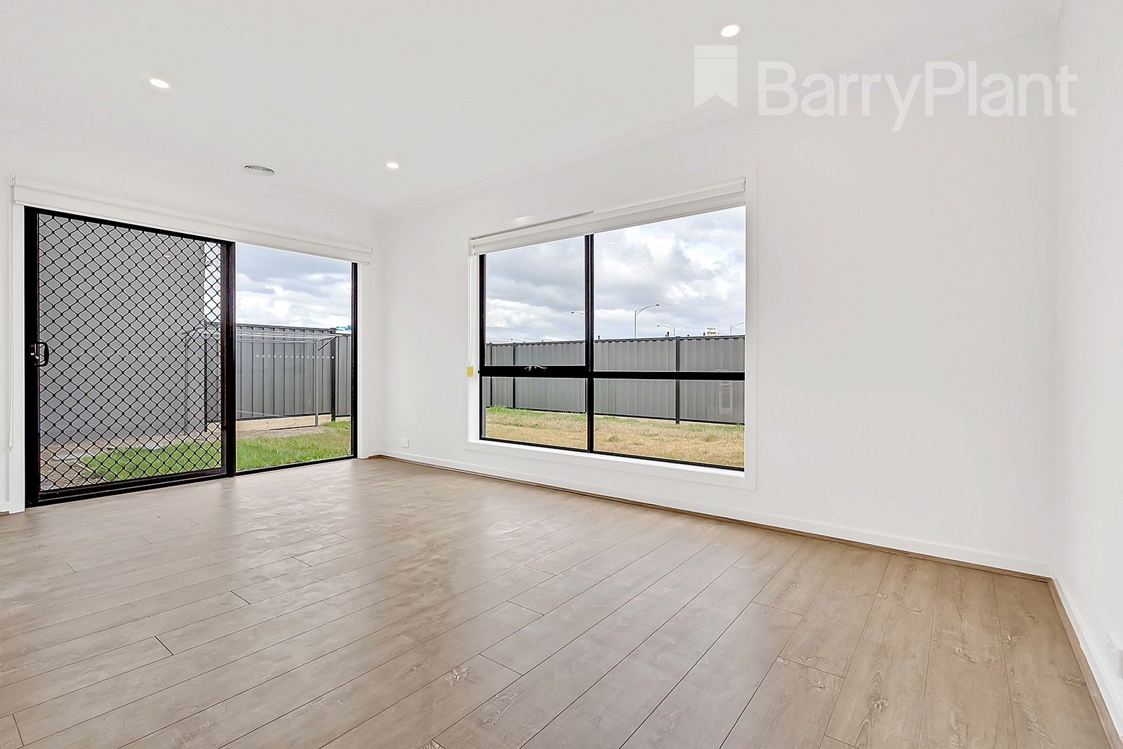 33 Nautical Crescent, Craigieburn, VIC 3064, Craigieburn - Thumbnail 6