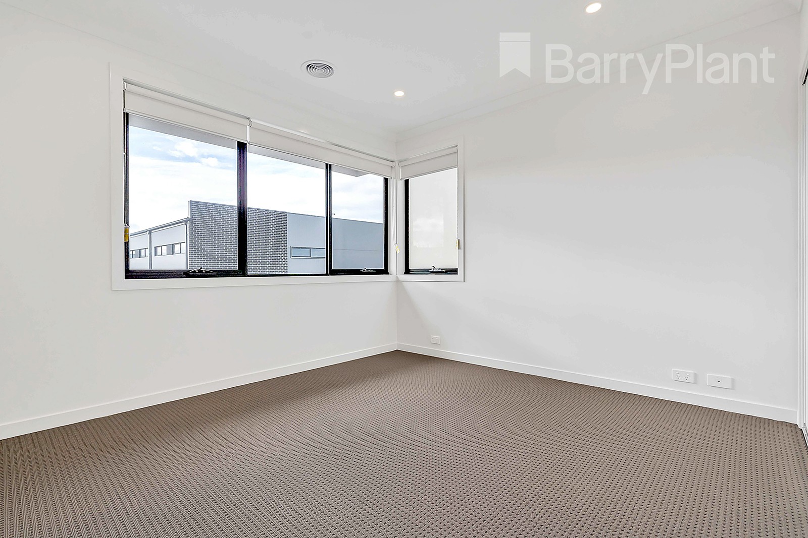 33 Nautical Crescent, Craigieburn, VIC 3064, Craigieburn - Thumbnail 7