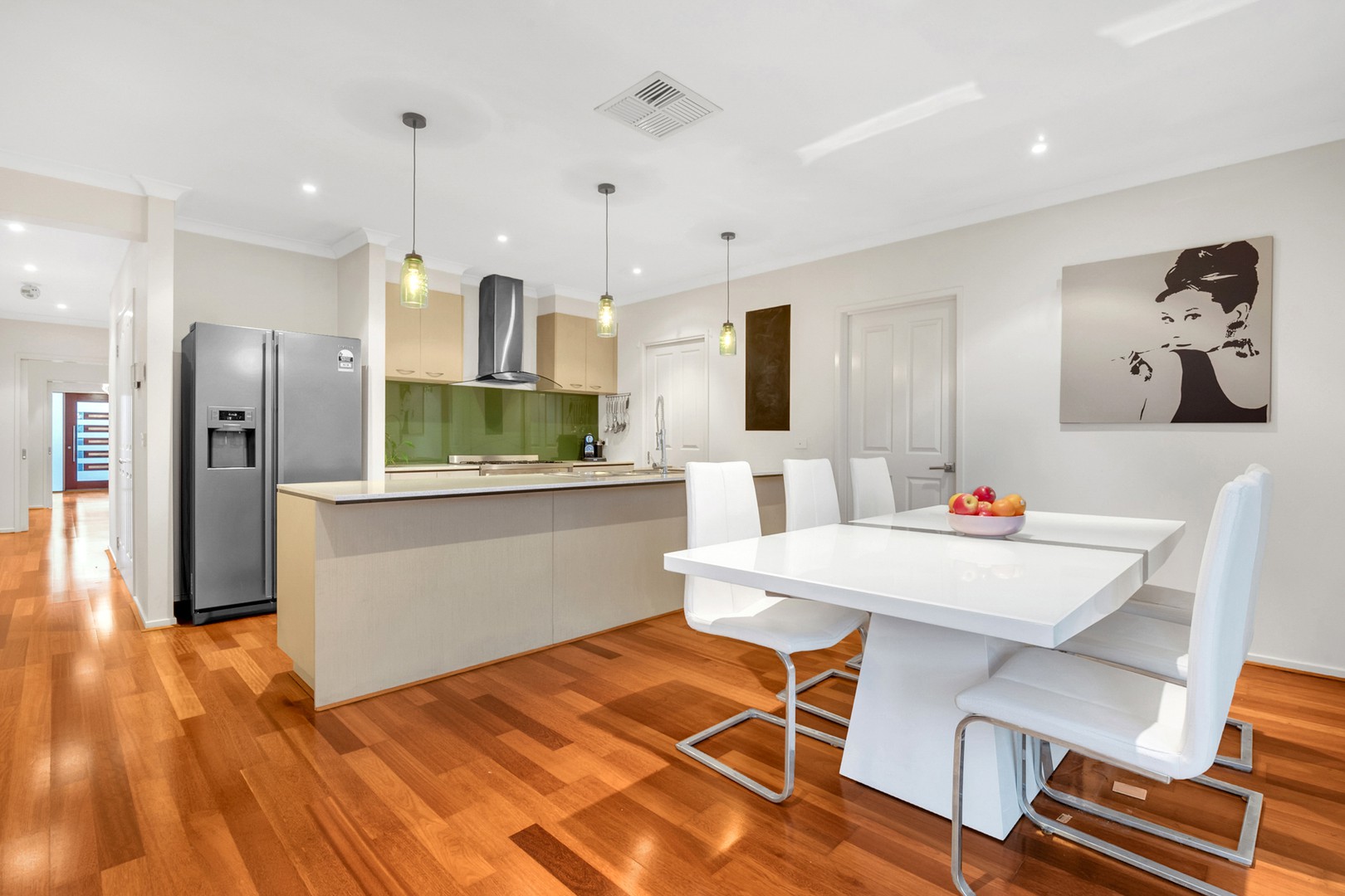 33 Oakgrove DriveCraigieburn, VIC 3064, Craigieburn - Thumbnail 5