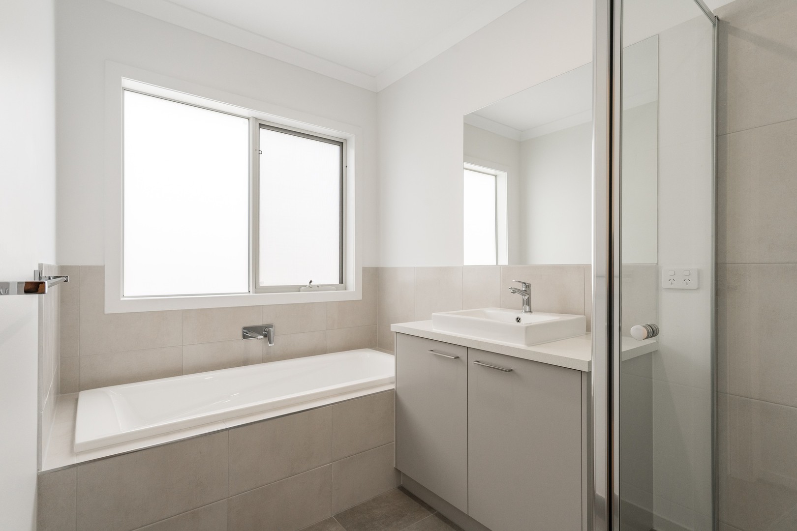 33 Panabeh Place, Grovedale, VIC 3216, Grovedale - Thumbnail 7