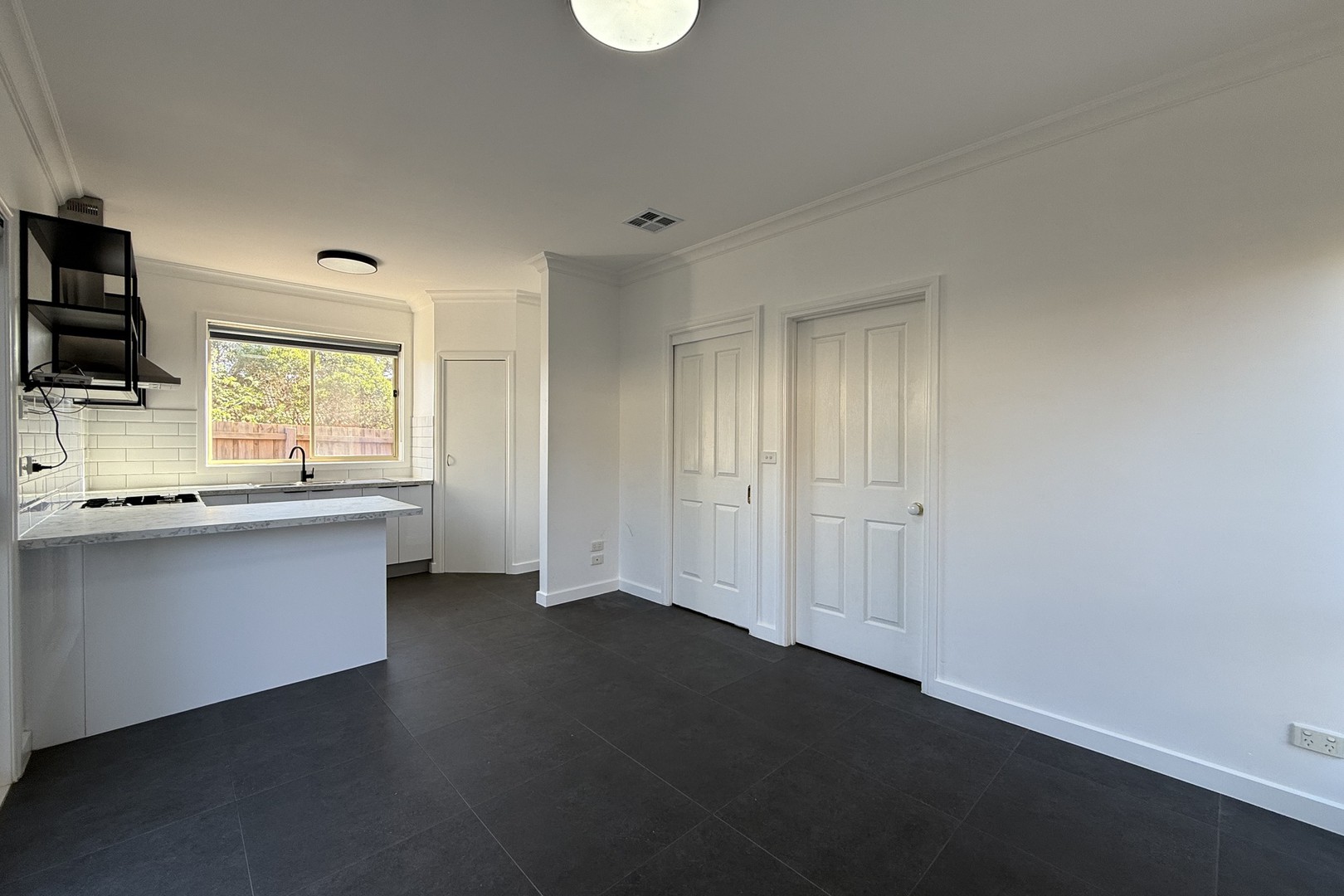 33 Pecks Road, Sydenham, VIC 3037 - Thumbnail 2 - 07/08/2026