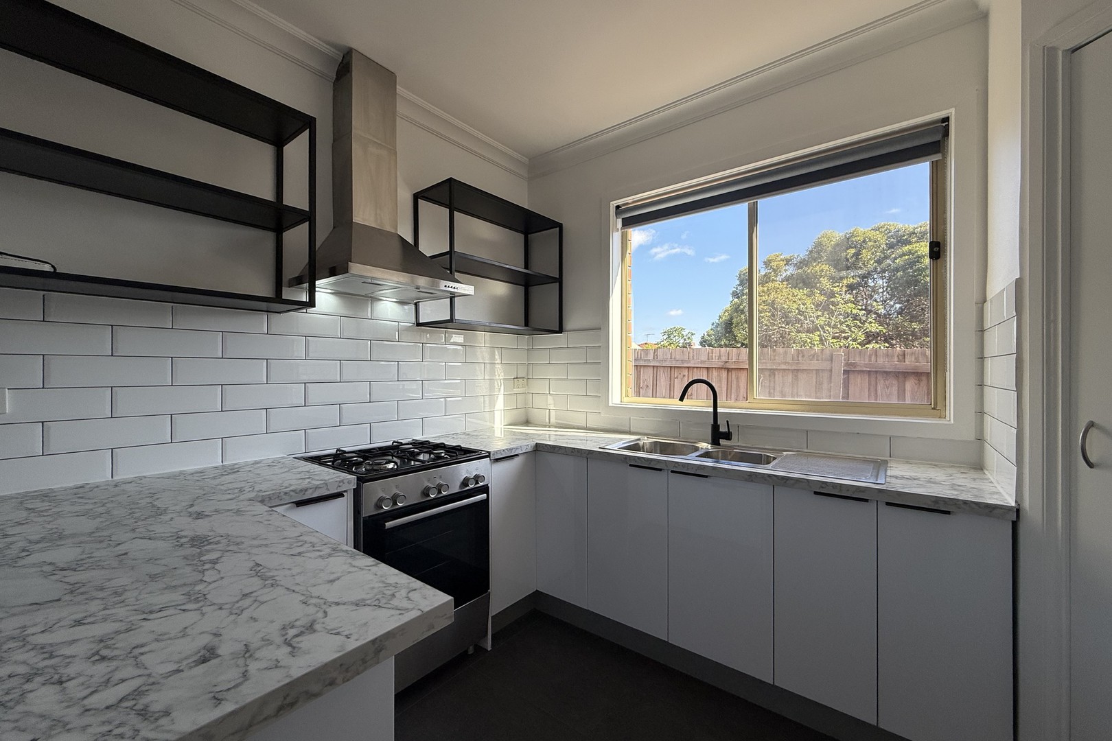 33 Pecks Road, Sydenham, VIC 3037, Sydenham - Thumbnail 4