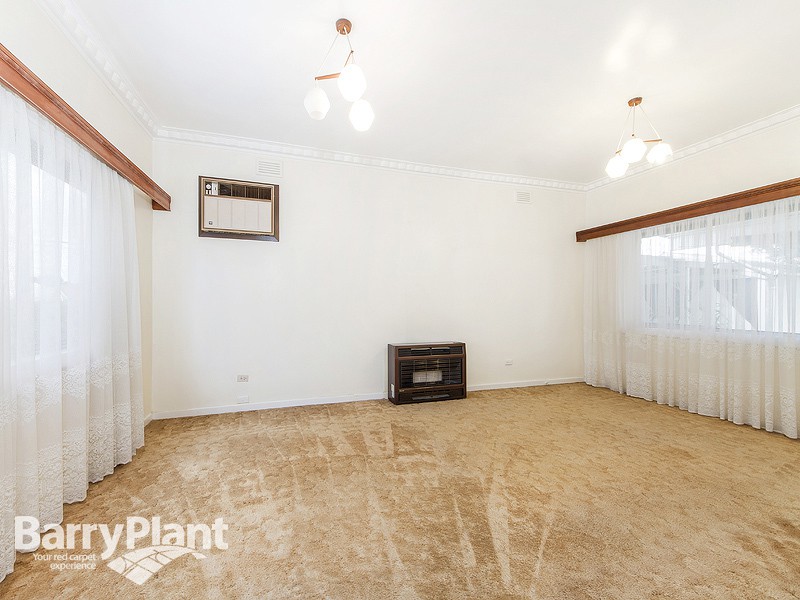 33 Pennell Avenue, St Albans, VIC 3021, St Albans - Thumbnail 5