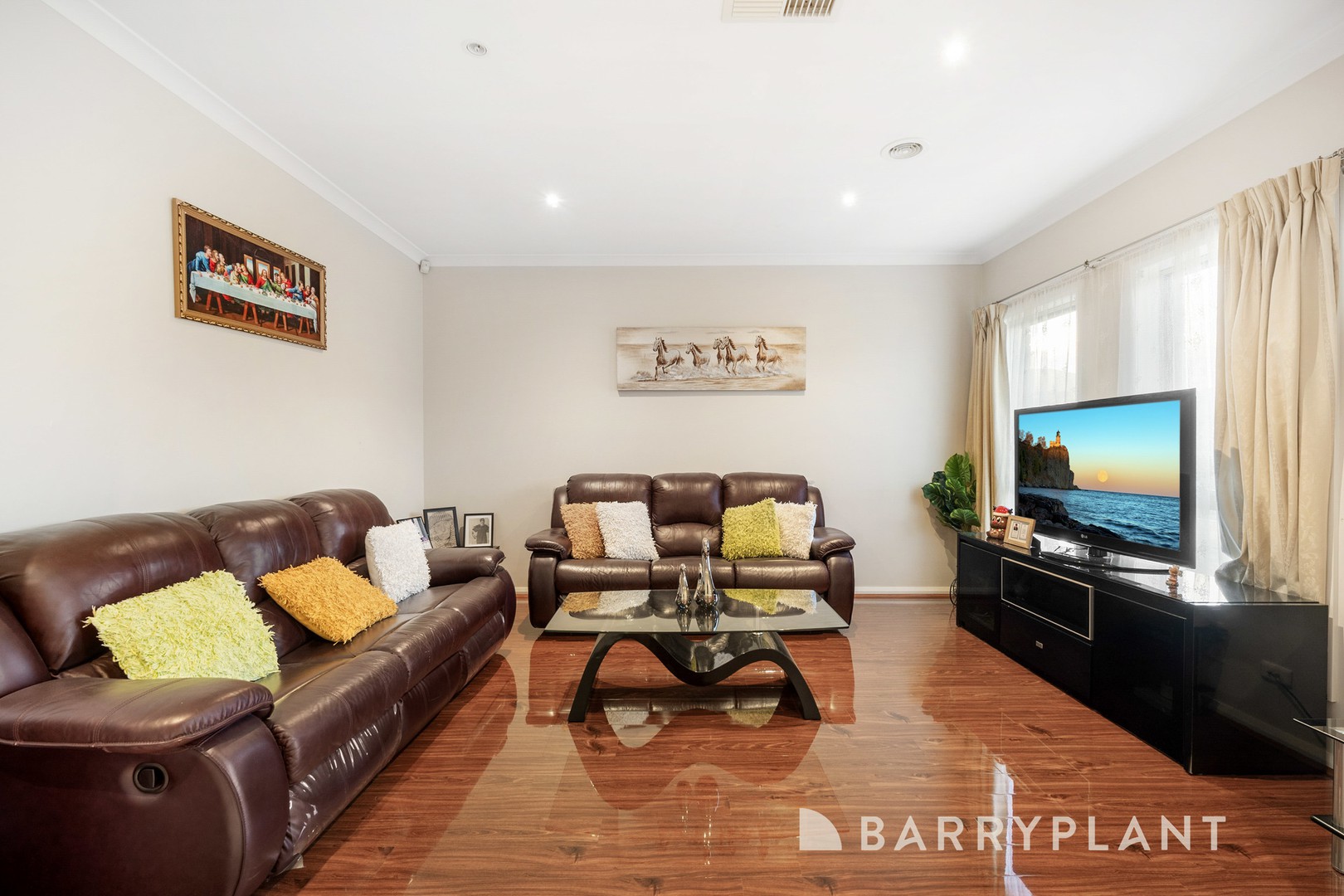 33 Pinrush Road, Brookfield, VIC 3338, Brookfield - Thumbnail 2