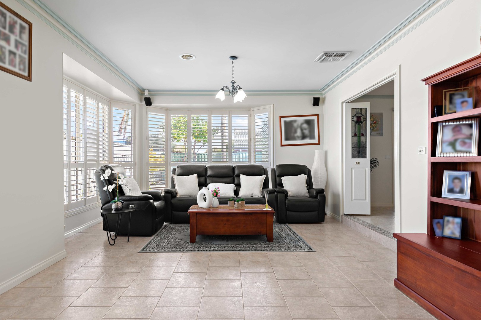 33 Pintail Crescent, Taylors Lakes, VIC 3038 For Sale